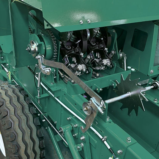 Mini Square Hay Baler Side-Driven | MB1440S
